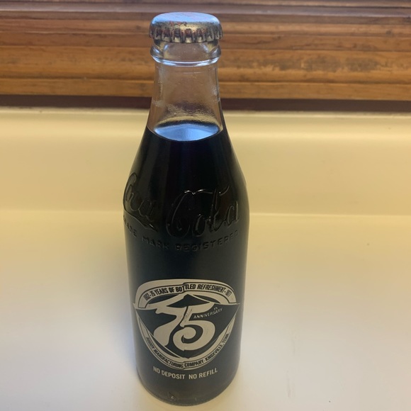 Vintage 1977 Coca Cola Coke 75th anniversary commemorative Glass Bottle, Sealed - Picture 4 of 12